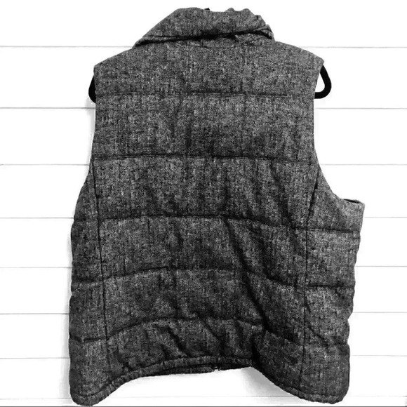 Old Navy Wool Blend Grey and Black Herringbone Zip Up Quilted Puffer Vest size L - Picture 6 of 7